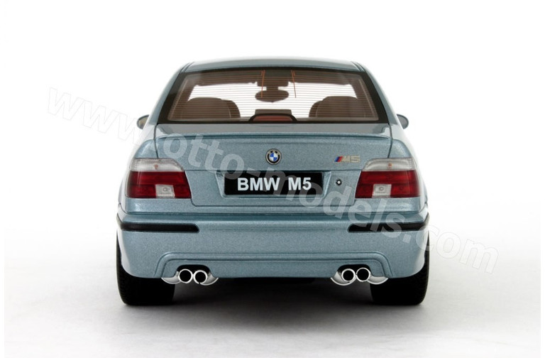 BMW E39 M5 Silverwater Blue 2000