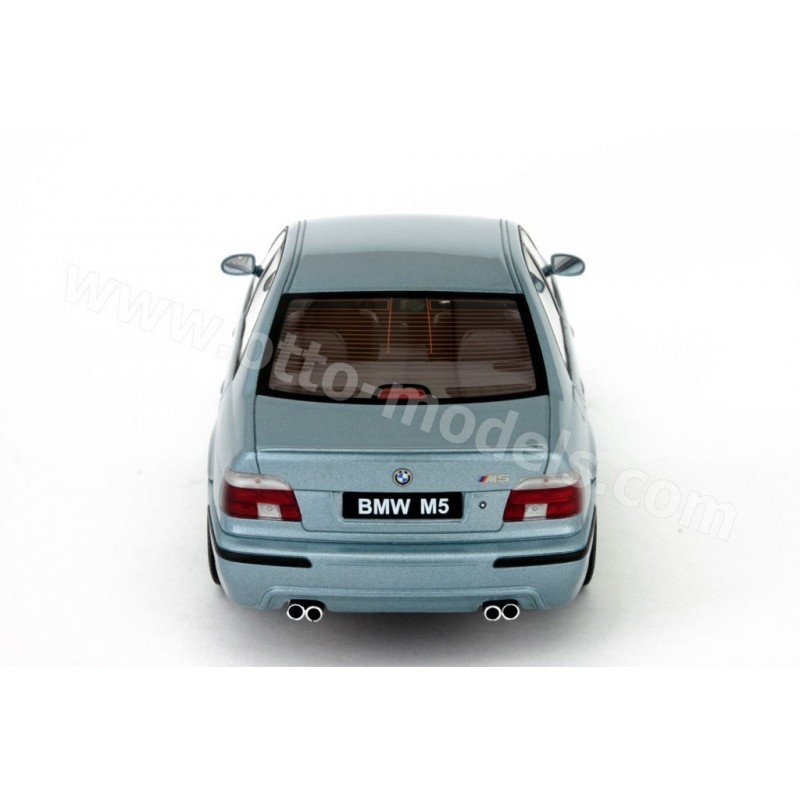 BMW E39 M5 Silverwater Blue 2000