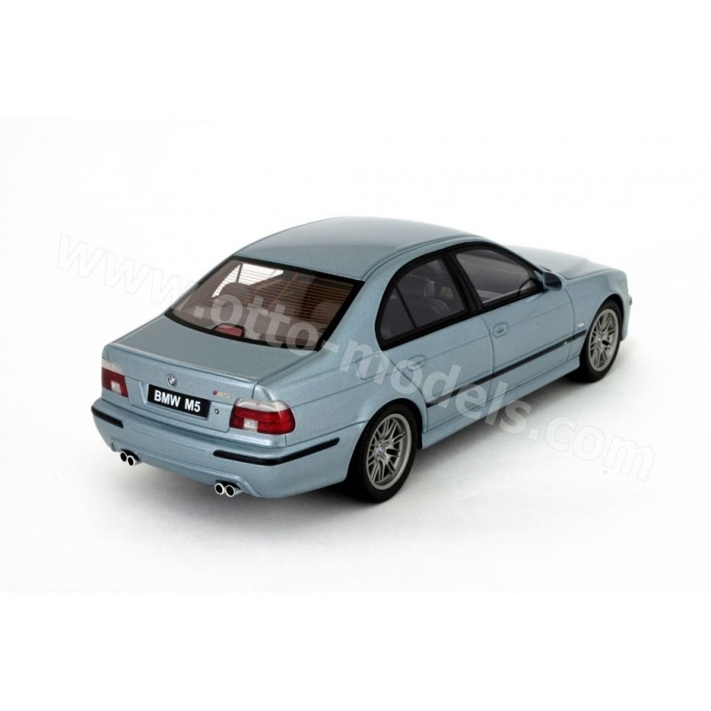 BMW E39 M5 Silverwater Blue 2000
