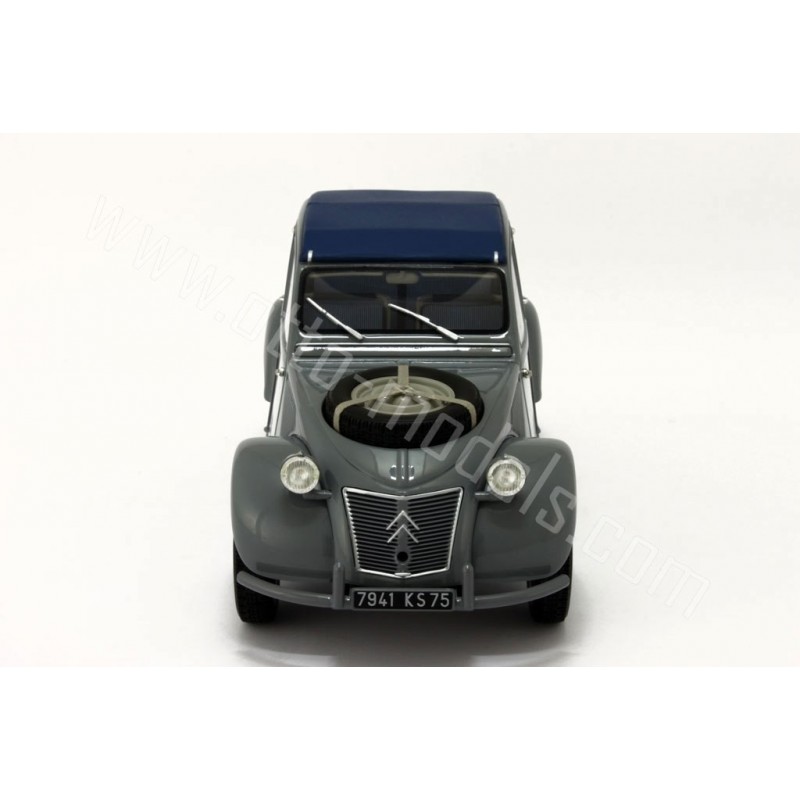 Citroën 2CV Sahara Gris Clair AC132 1961