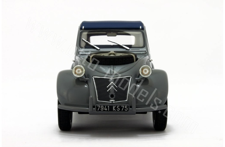 Citroën 2CV Sahara Gris Clair AC132 1961