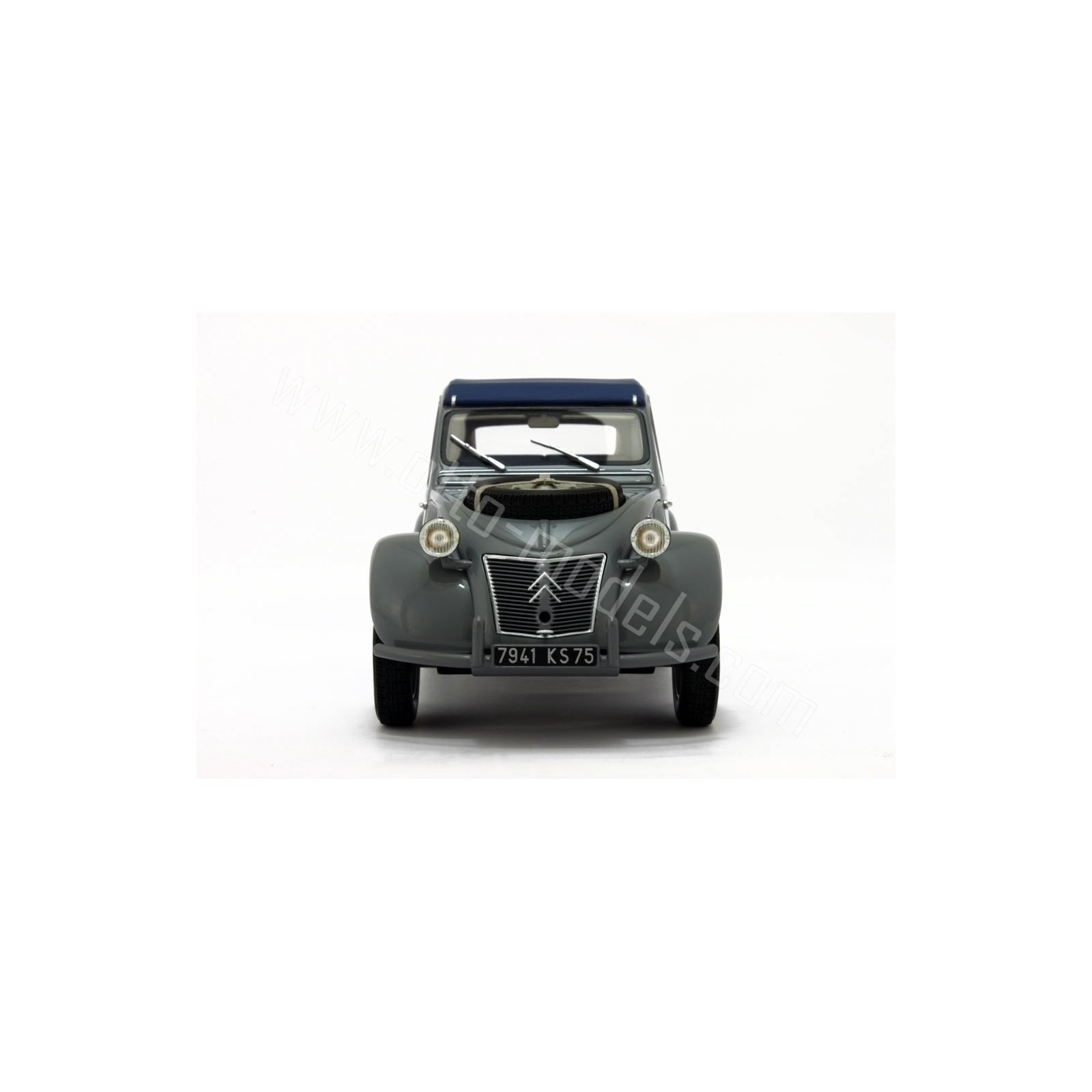 Citroën 2CV Sahara Gris Clair AC132 1961