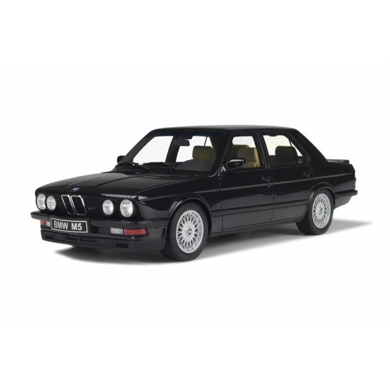 BMW E28 M5 Diamond Black 1984