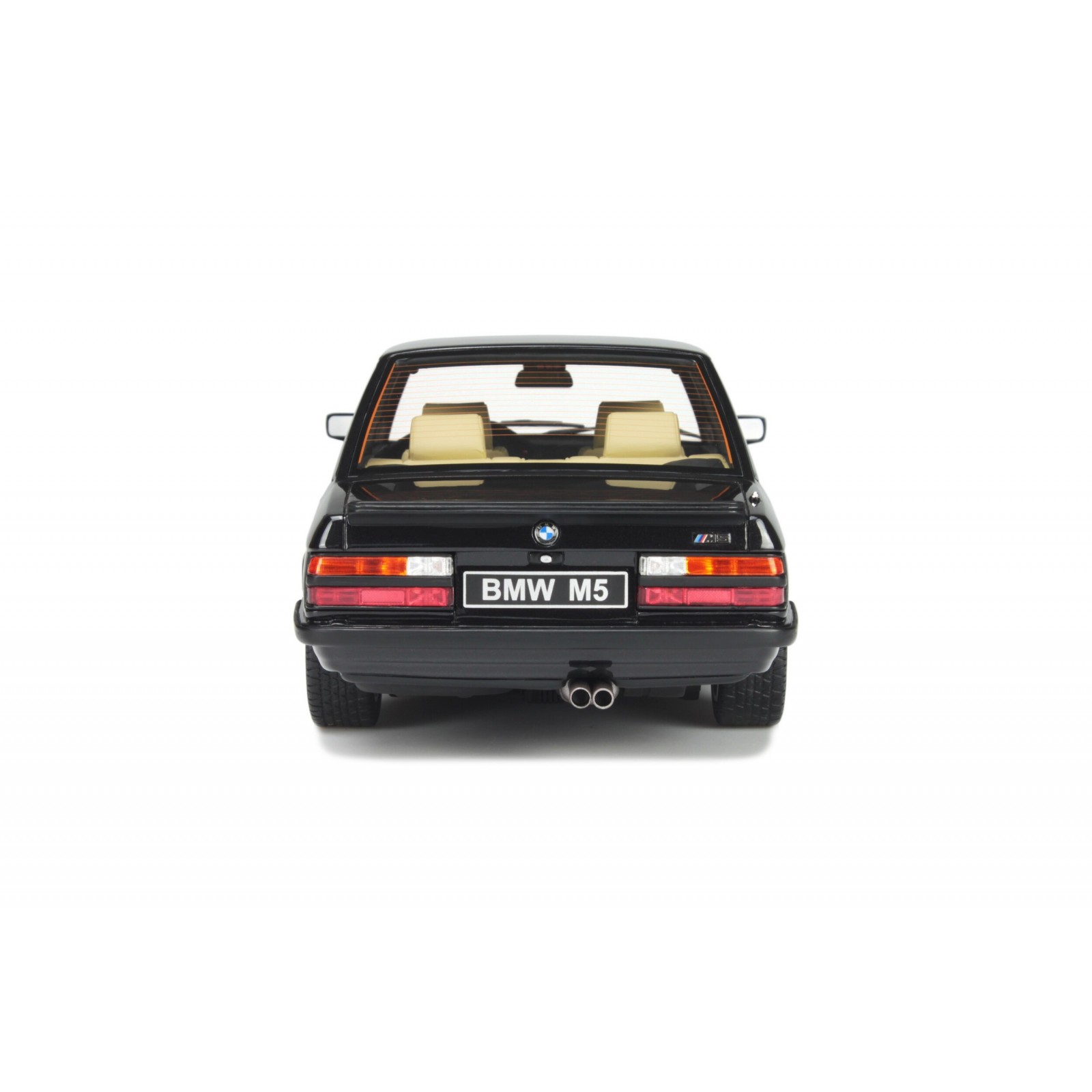 BMW E28 M5 Diamond Black 1984