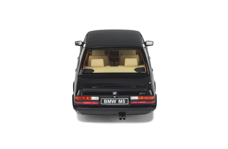 BMW E28 M5 Diamond Black 1984