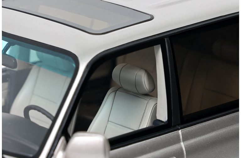 Toyota Land Cruiser HDJ80 Beige Metallic 4K1 1992