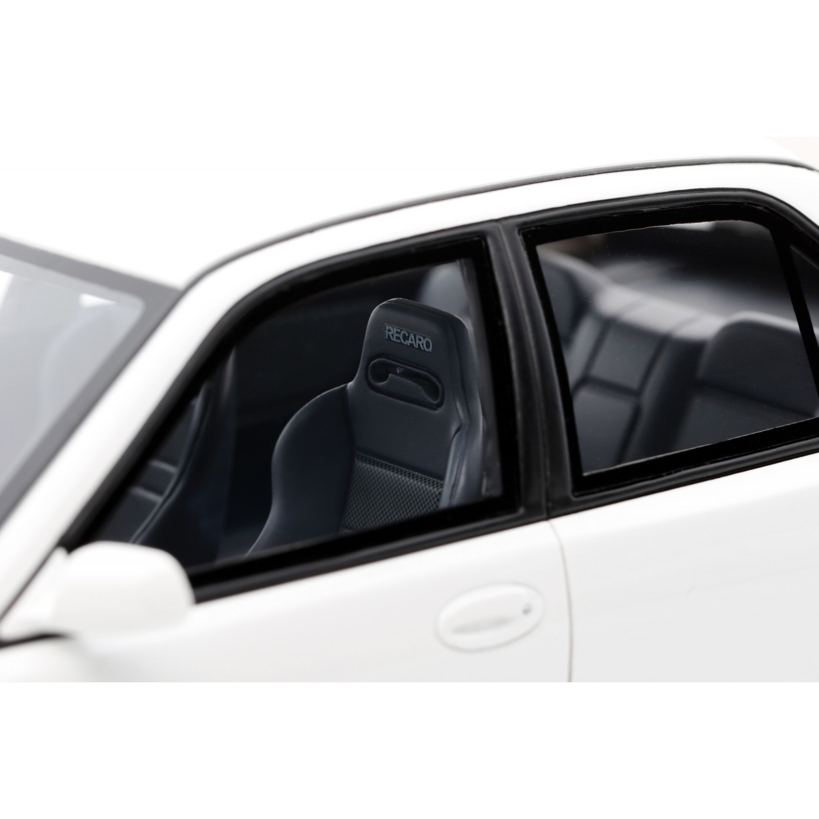 Mitsubishi Lancer Evo III Scotia White W83 1995