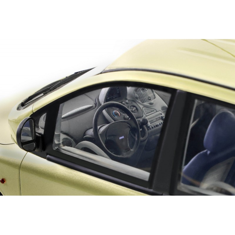 Fiat Multipla Giallo Chic 524/98 2000