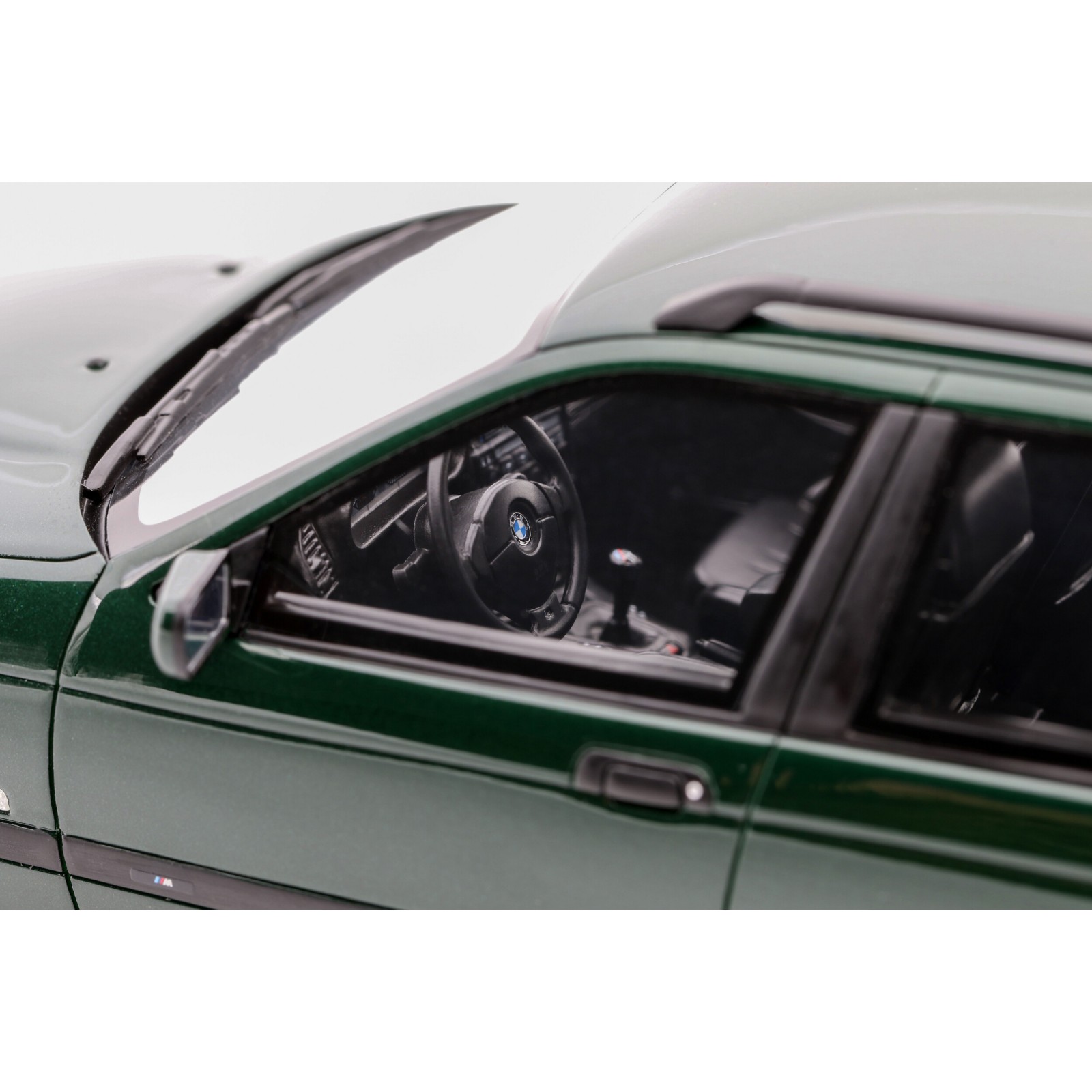 BMW E36 328i touring M Pack Fern Green 386 1997