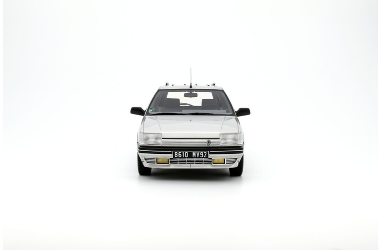 Renault 21 Nevada Phase 1 Argent Metallic 1988