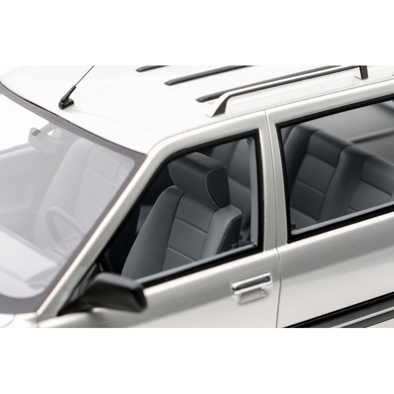 Renault 21 Nevada Phase 1 Argent Metallic 1988