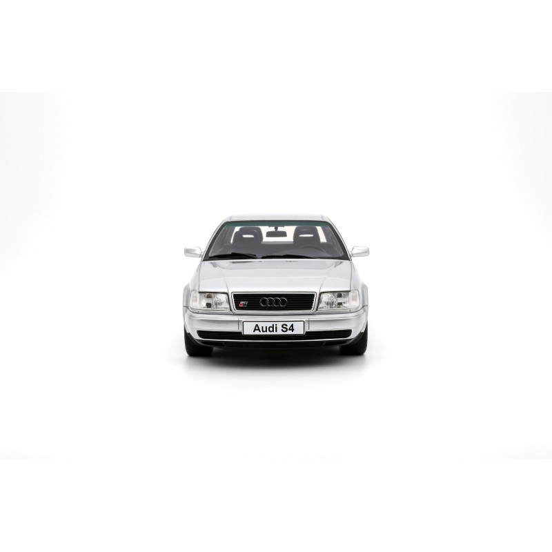 Audi S4 (C4) 4.2 V8 Crystal Silver C6 1993