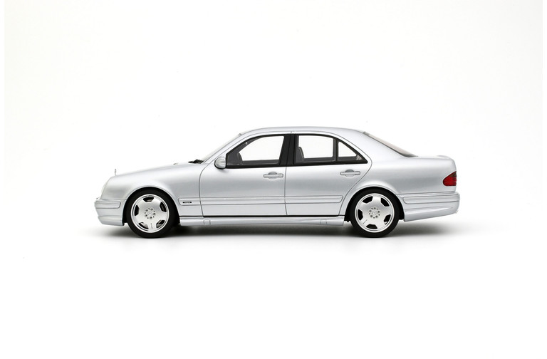 Mercedes-Benz E55 AMG W210 Brilliant Silver 744 2001