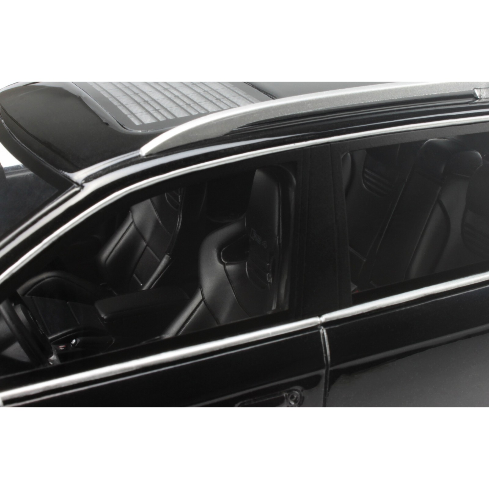 Audi RS 4 (B4) Avant Phantom Black Pearl Effect 2006