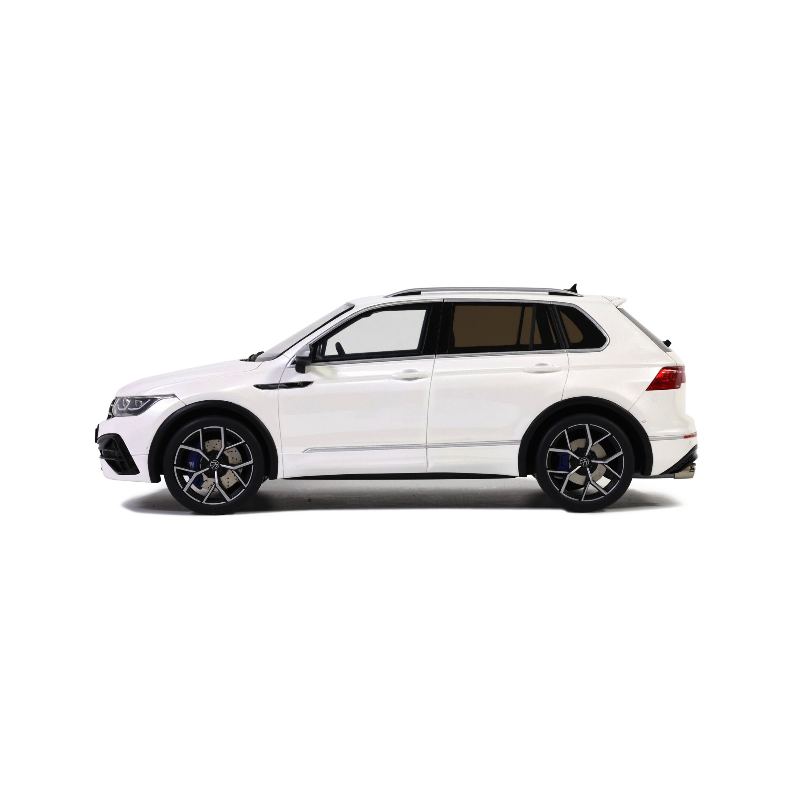 Volkswagen Tiguan R Oryx White Pearl L0K1 2021