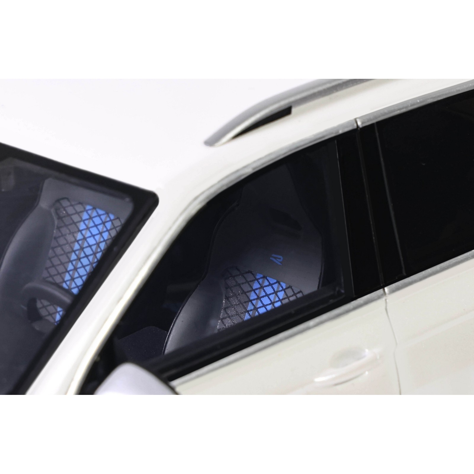 Volkswagen Tiguan R Oryx White Pearl L0K1 2021