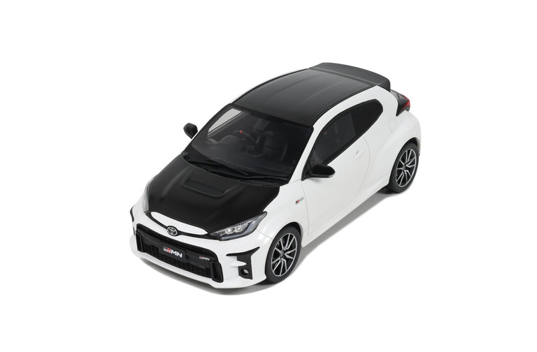 GRMN Yaris Rally Package Platinium White Pearl 2022