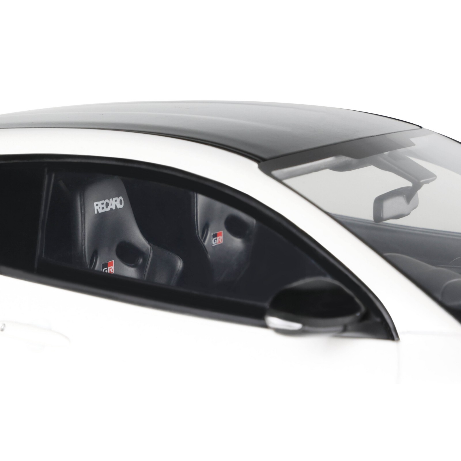 GRMN Yaris Rally Package Platinium White Pearl 2022