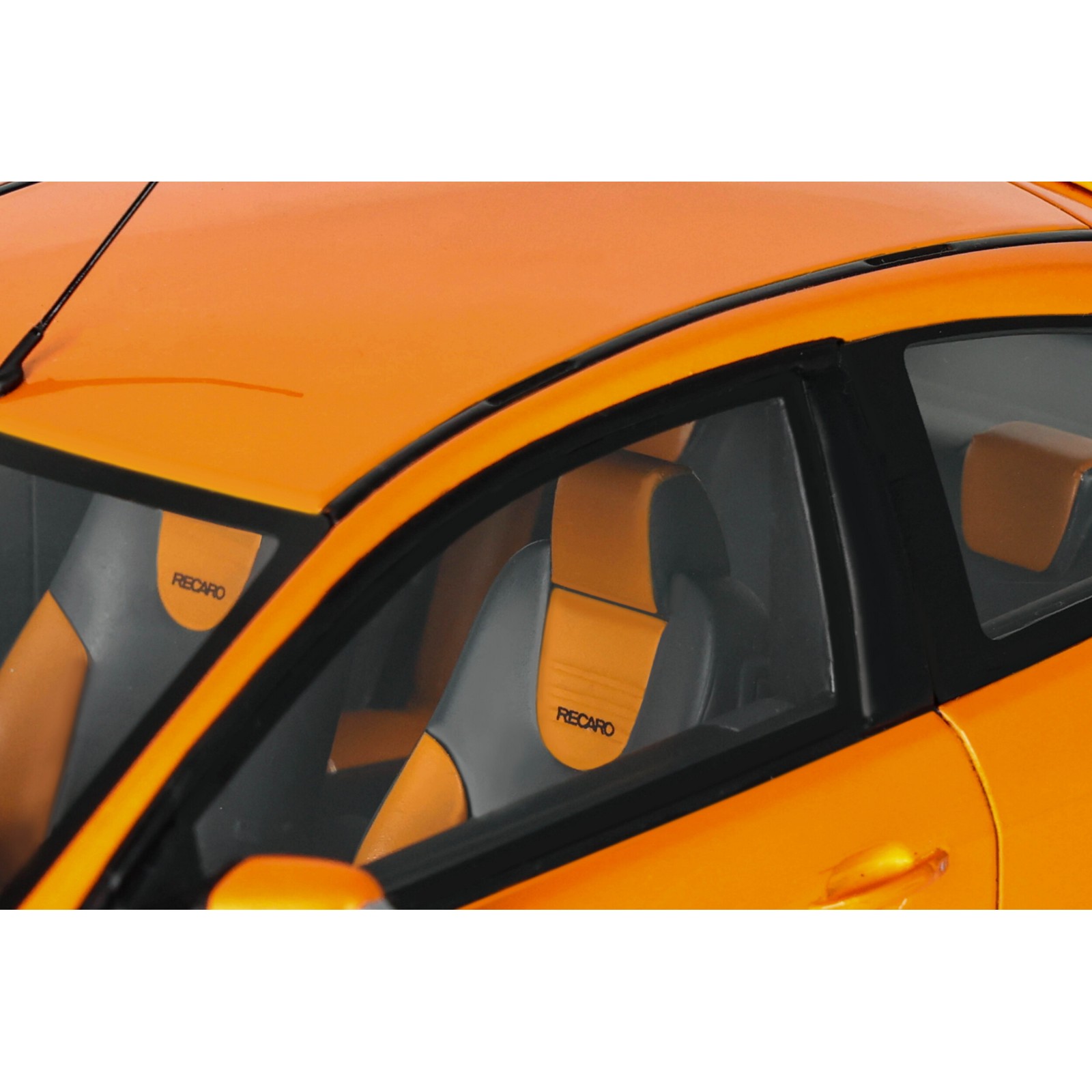 Ford Focus Mk.2 ST 2.5 Electric Orange 2006
