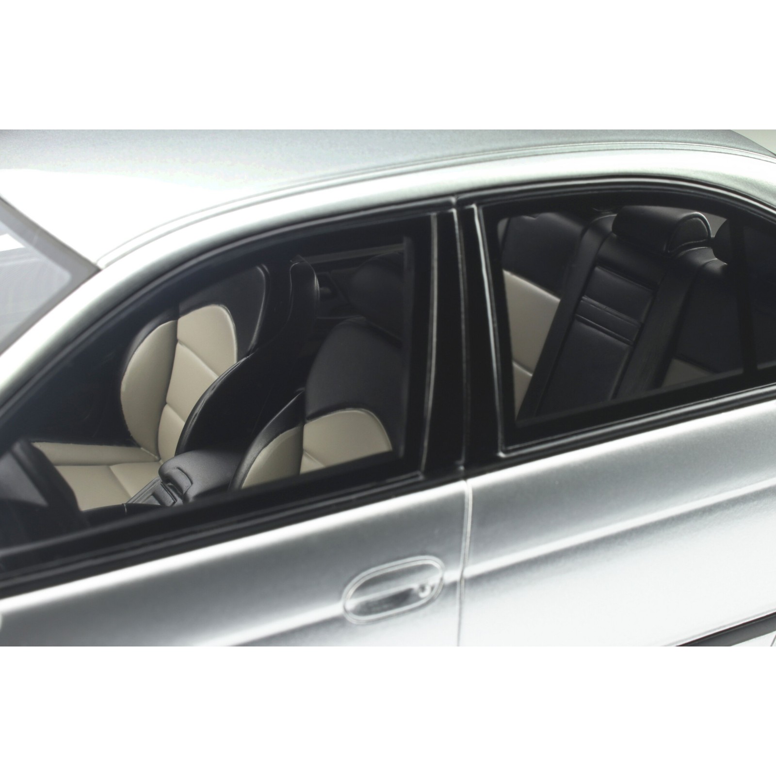 BMW E39 M5 Titanium Silver 2002