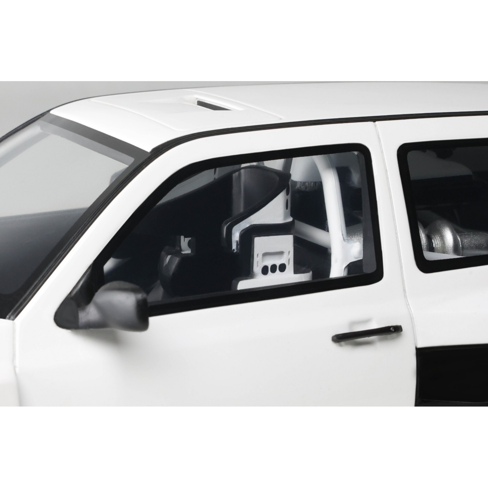 Volkswagen Golf III Khyzyl Saleem 2024