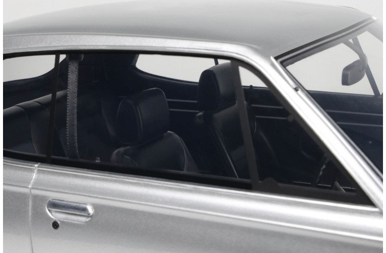 Nissan Skyline 2000 GT-R (KPGC10) Silver 700 1971