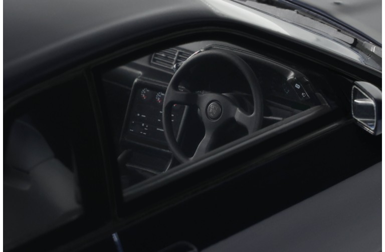 Nissan Skyline GT-R (BNR32) Dark Blue Pearl TH1 1993