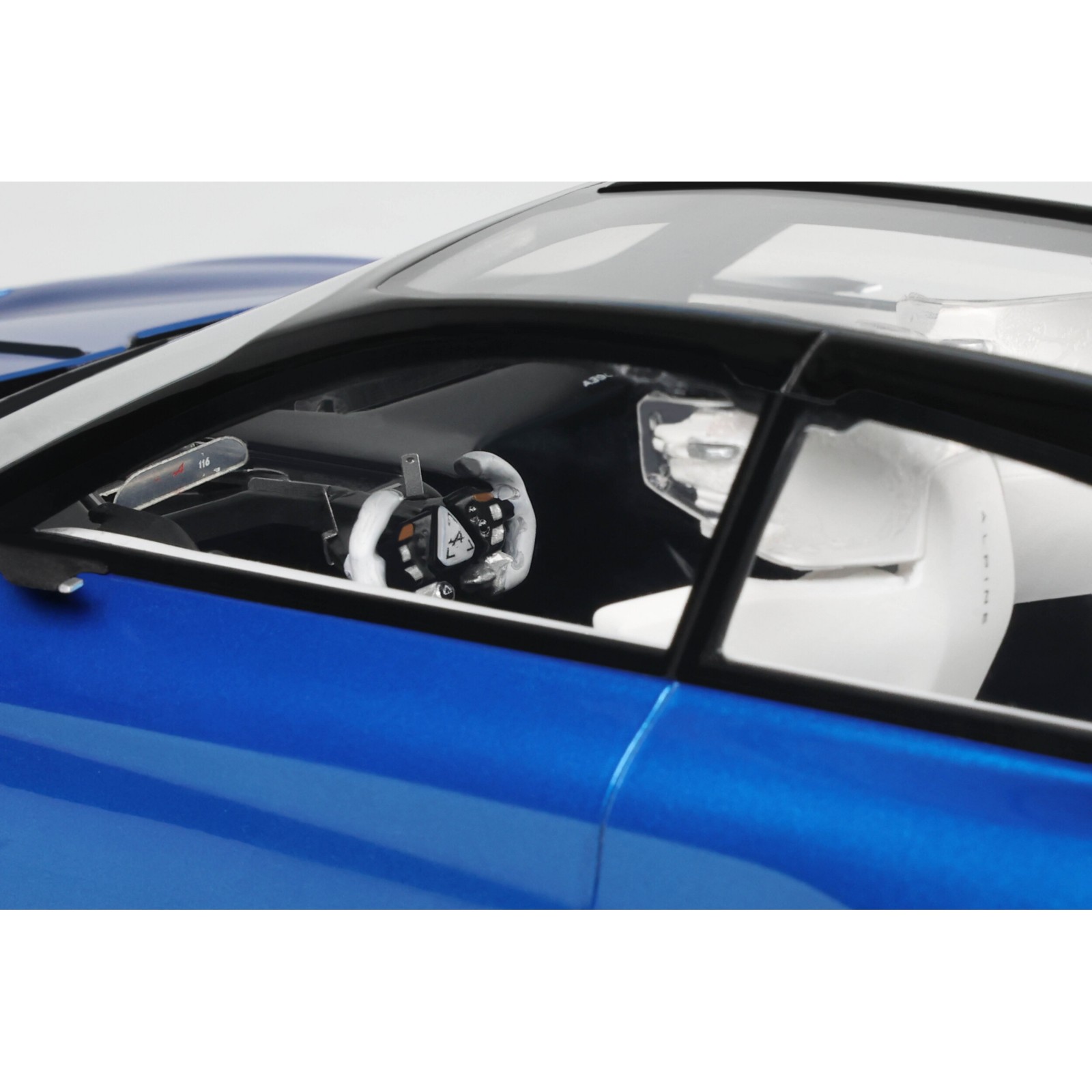 Alpine A390_β Specular Blue 2024