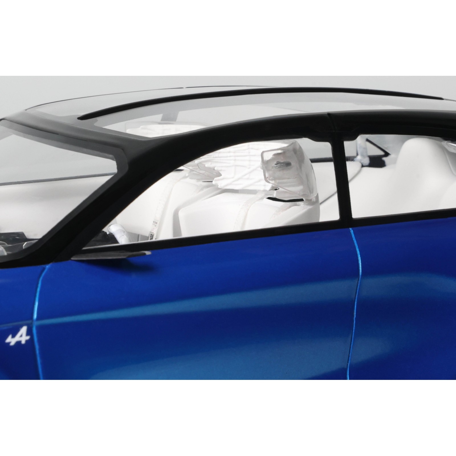 Alpine A390_β Specular Blue 2024