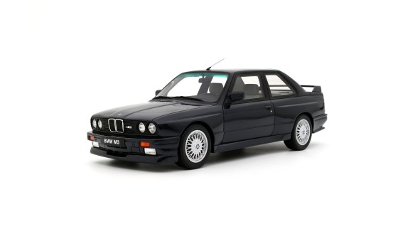 BMW (E30) M3 Europameister Macau Bleu Metallic 1988