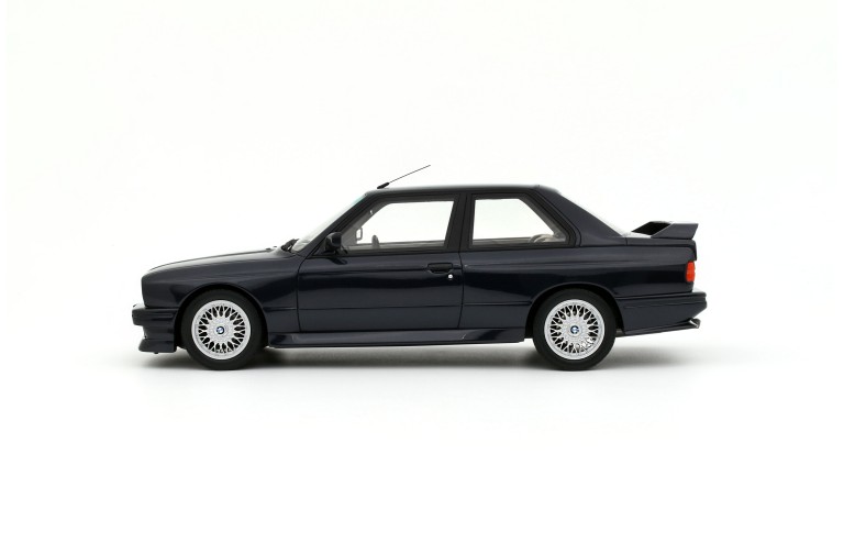 BMW (E30) M3 Europameister Macau Bleu Metallic 1988