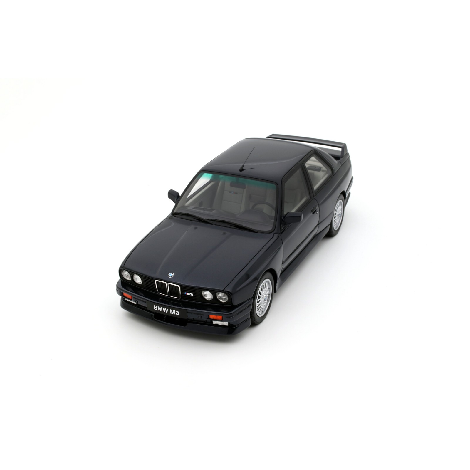 BMW (E30) M3 Europameister Macau Bleu Metallic 1988