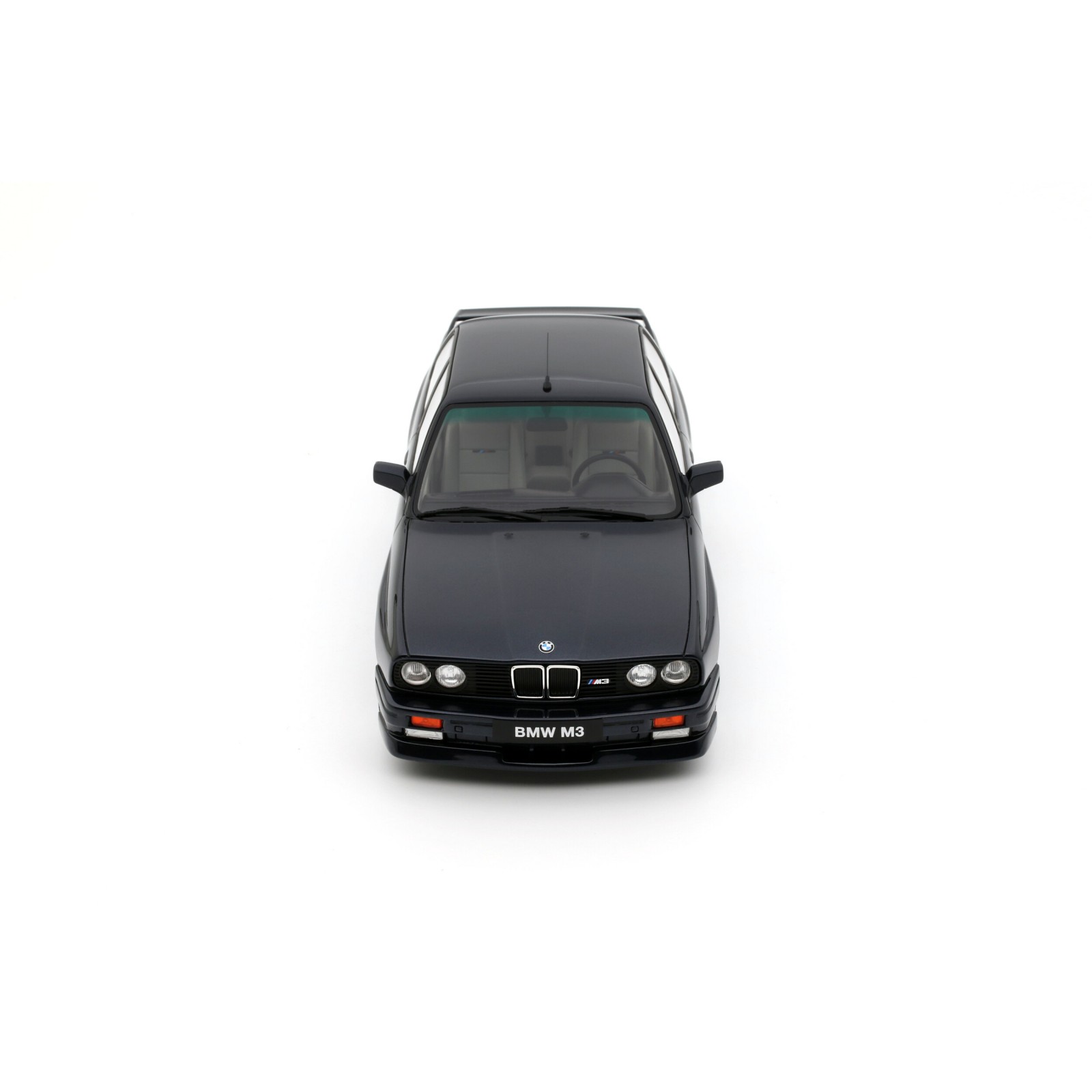 BMW (E30) M3 Europameister Macau Bleu Metallic 1988