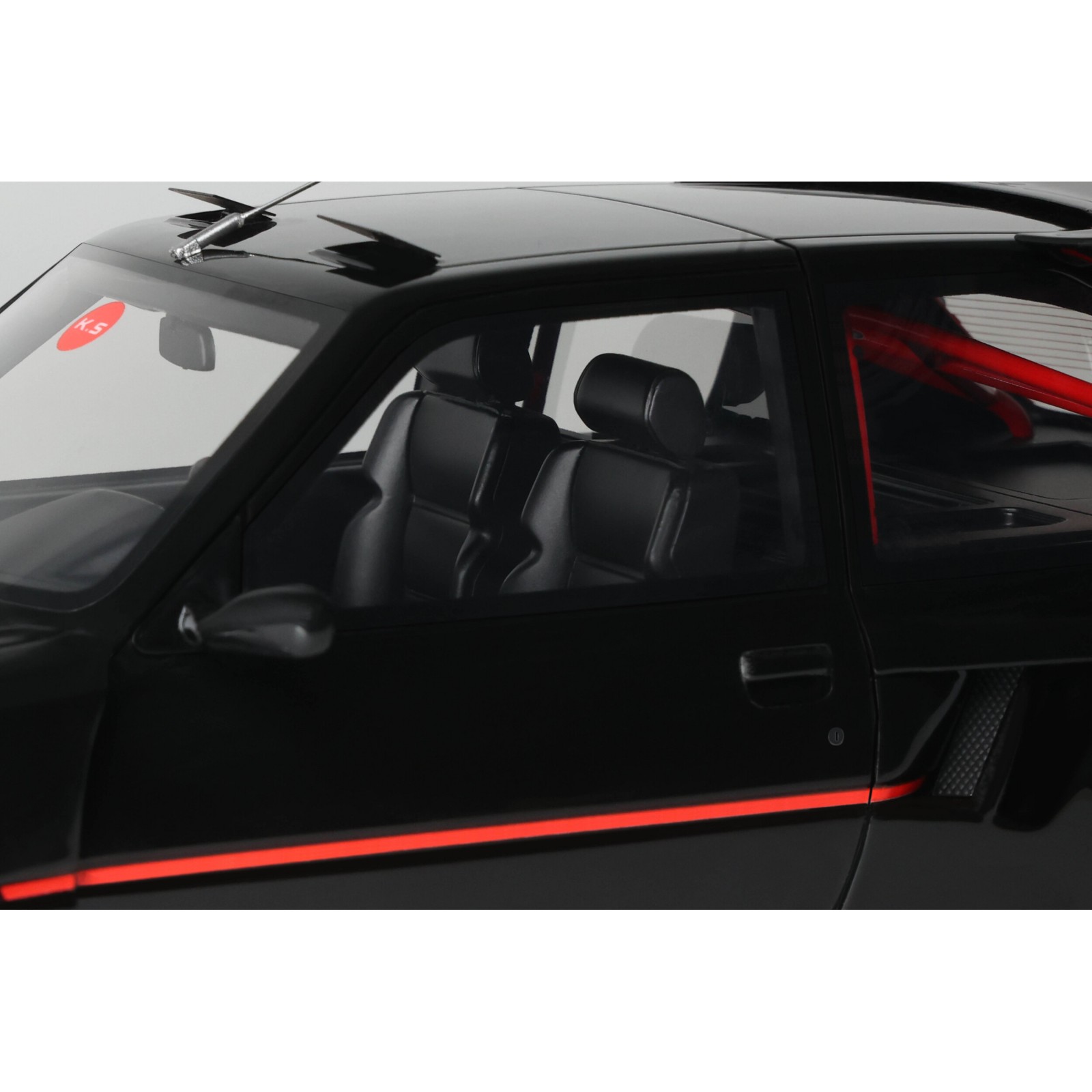 Peugeot 205 Khyzyl Saleem 2018