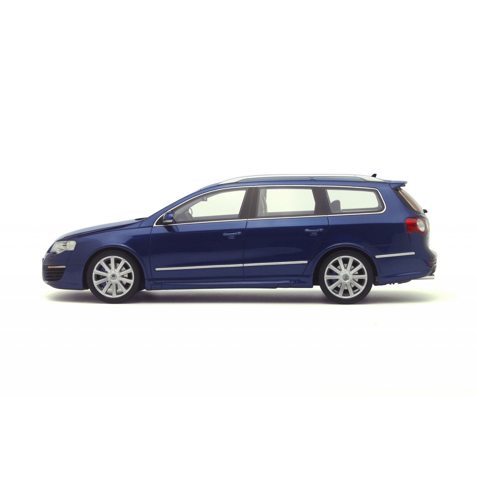 Volkswagen Passat (B6) R36 Variant Biscay Blue 2017