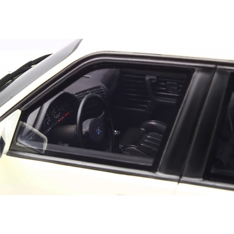 BMW E30 Touring M Pack Alpine White 1991