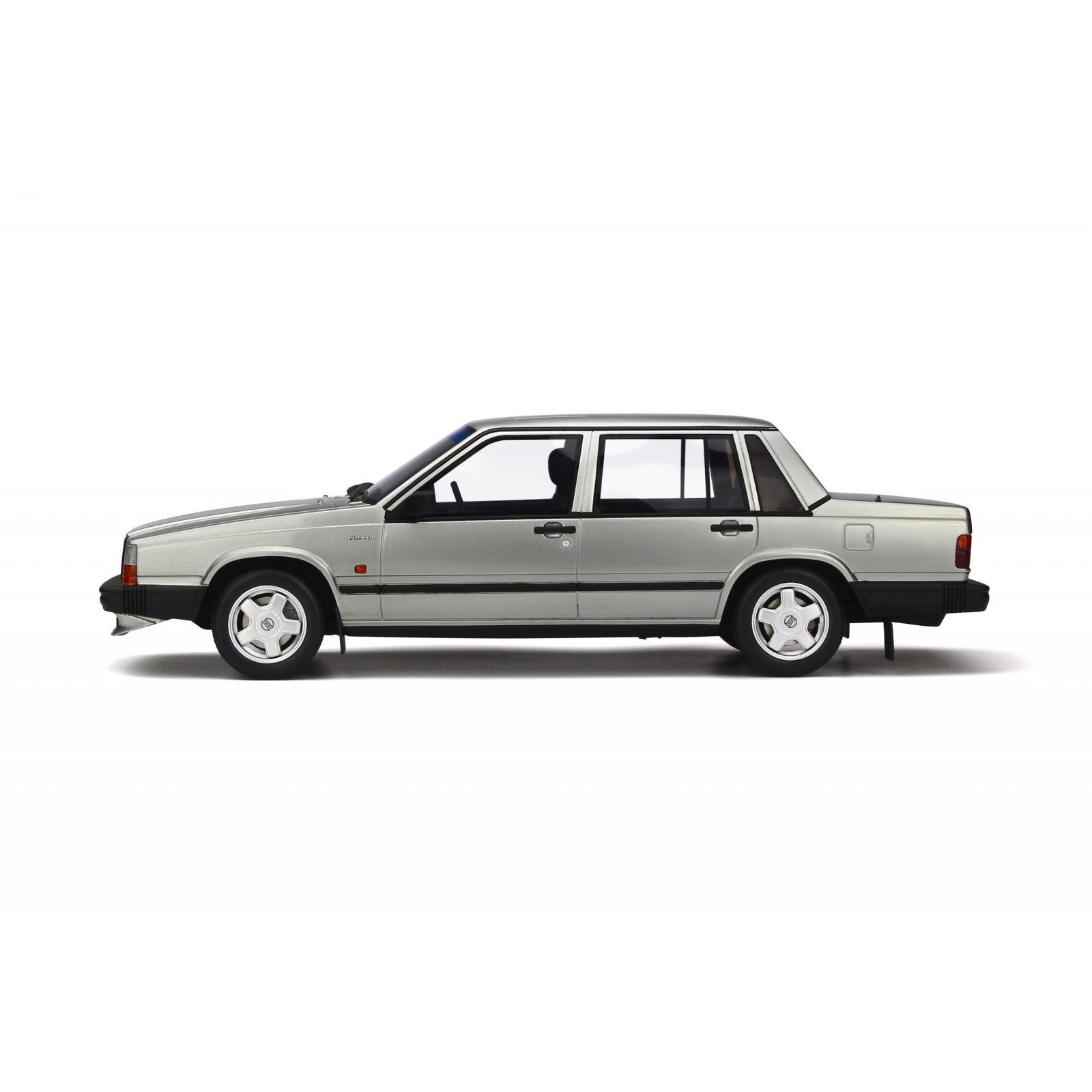 Volvo 740 Turbo Metal Light Silver 1987