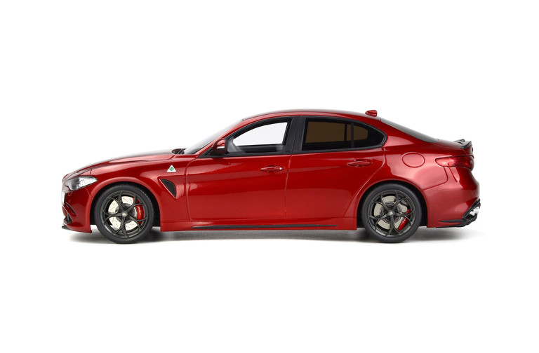 Alfa Romeo Giulia Quadrifoglio Rosso Competizione 2016