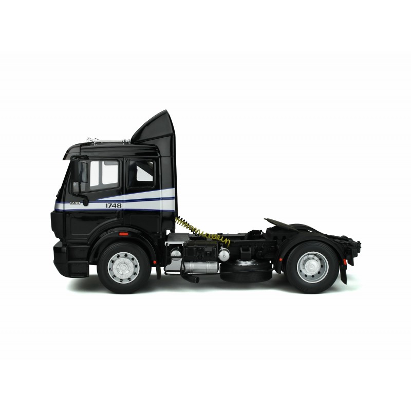 Mercedes-Benz SK 1748 Schwarz Black 1990