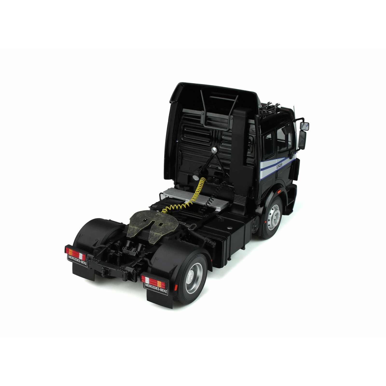 Mercedes-Benz SK 1748 Schwarz Black 1990