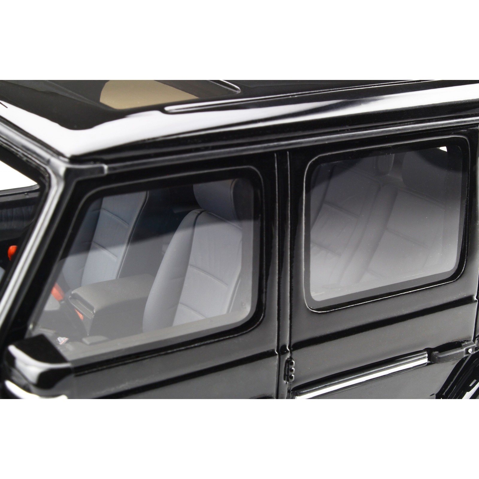 Mercedes-Benz G-Class 55 AMG Obsidian Black Metallic 2003