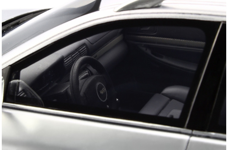 Audi RS 4 (B5) Gris Argent AVUS 2000