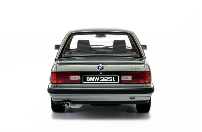 BMW 325i Lachssilber Metallic 1985