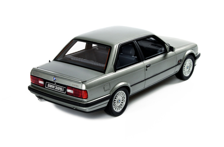 BMW 325i Lachssilber Metallic 1985