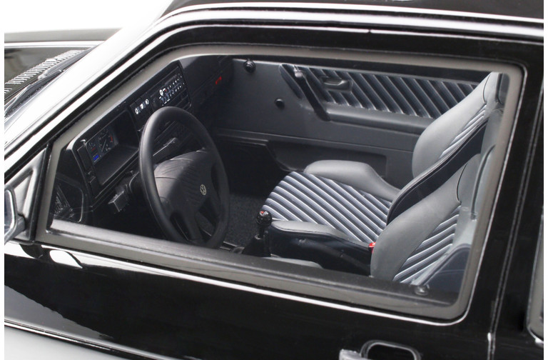 Volkswagen Golf Mk.2 GTI 16V Black L041 1989