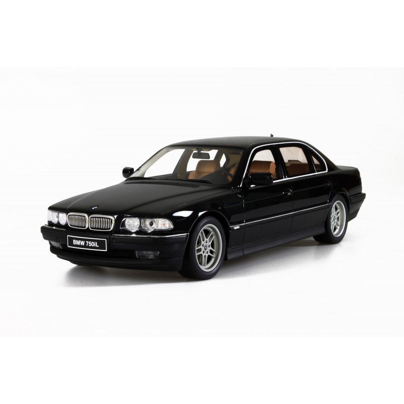 BMW E38 750 iL Schwarz II 668 1998