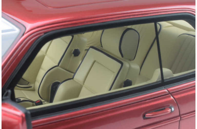 Mercedes-Benz 500CE AMG Brillant Red 1983