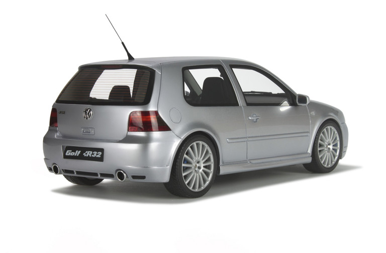 Volkswagen Golf 4 R32 Reflet D'argent Métallisé 2002