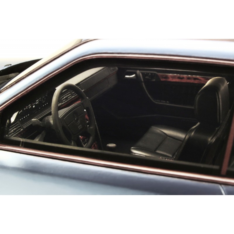 Mercedes-Benz E320 (C124) Coupe Pearl Blue 1987