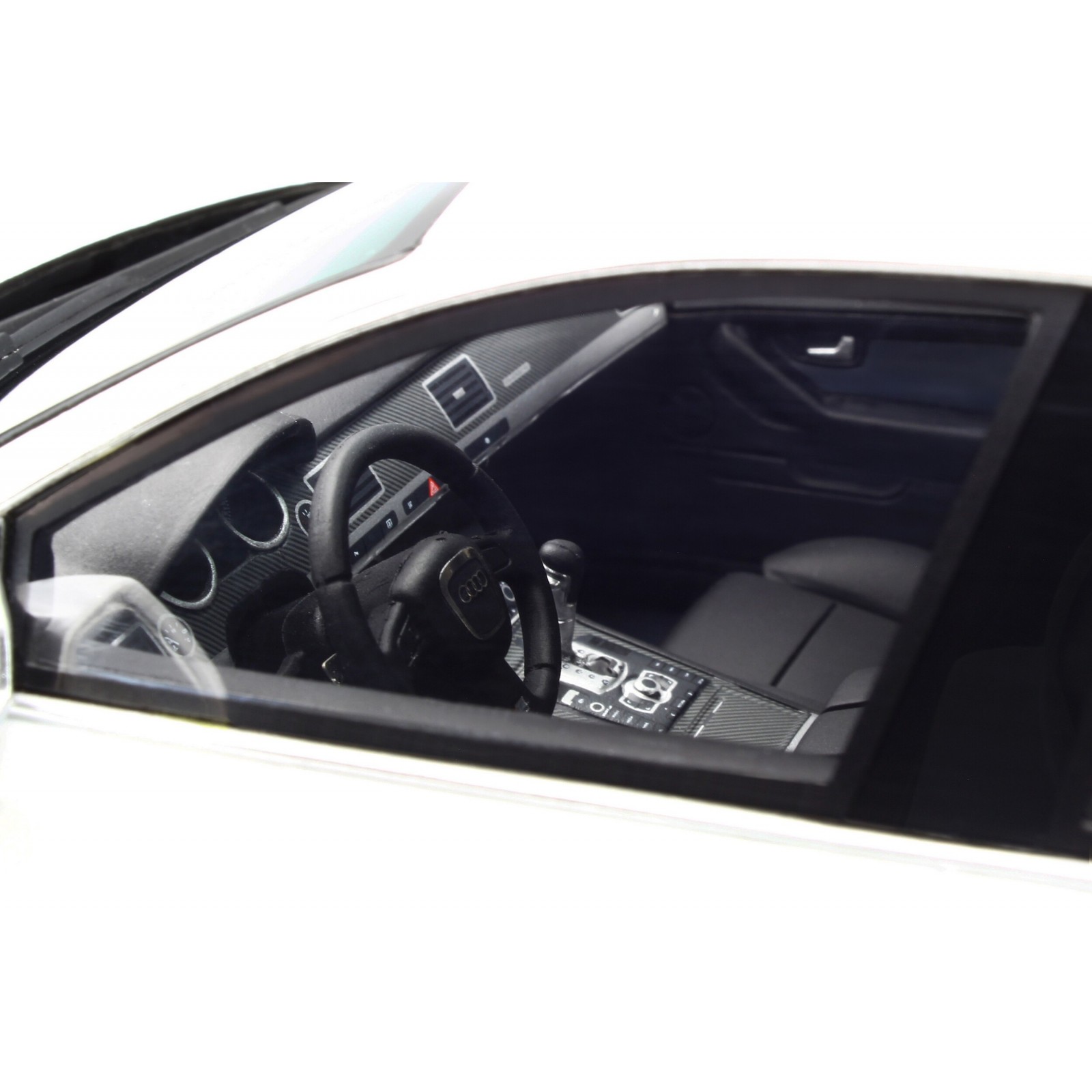 Audi S8 (D3) Ibis White 2008